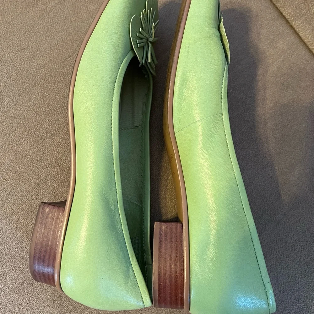 Etienne Aigner Lime Green Floral Appliqué Flats - Picture 4 of 5